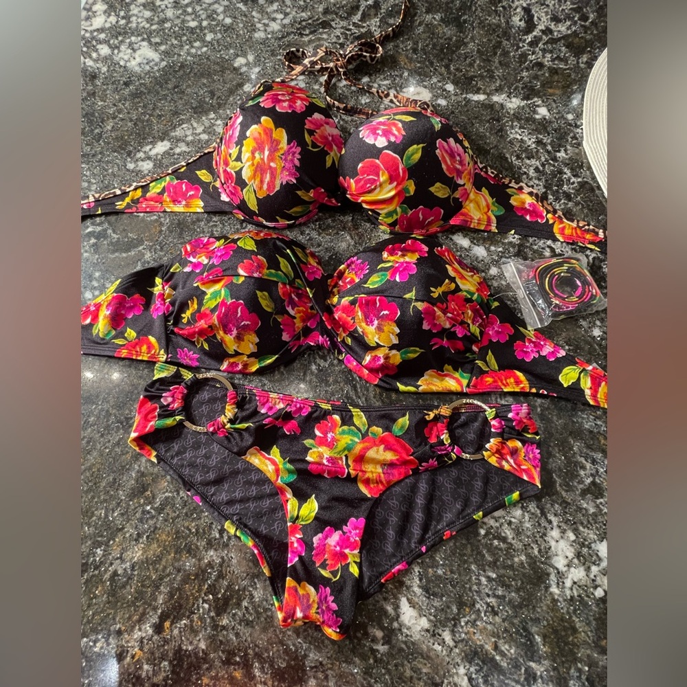 Three set pieces: NWT 34DD bandeau; 36D halter top, M bottoms